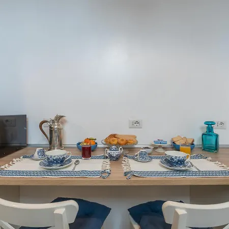 Palazzo Merello 3* 卡利亚里