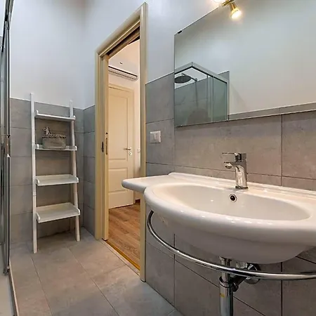 Palazzo Merello 4* カリアリ